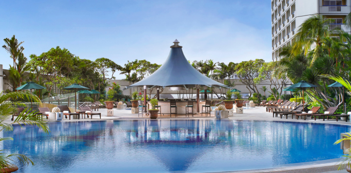 fairmont-singapore-hotel-alligator-pear-1-e1559616649465-2