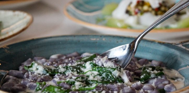 gnocchetti-di-patate-viola-con-spinaci-novelli-e-crema-di-gorgonzola-34-1