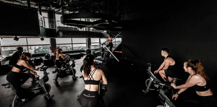 sky-high-revolution-spin-class-x-skai-loft-3-2