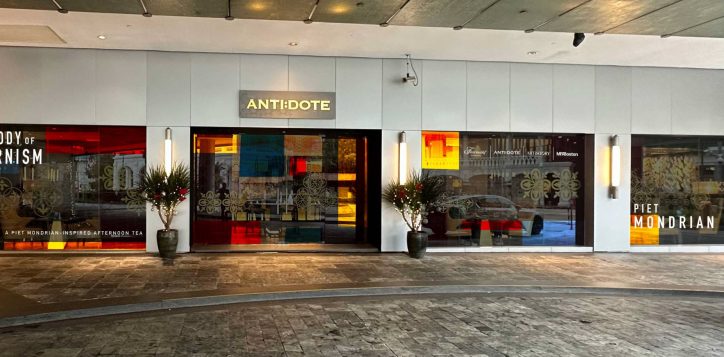 antidote-x-piet-mondrian-exterior-driveway-cropped-2