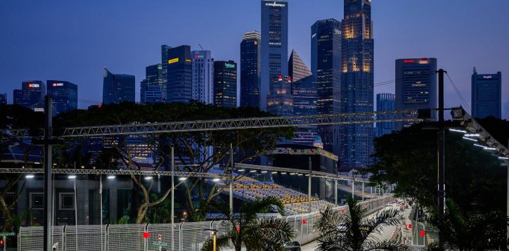 night-race-track-view-from-kopitiam-3-2