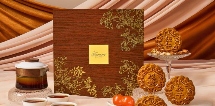 baked-mooncakes-premium-set-w-exquisite-tea-set-2