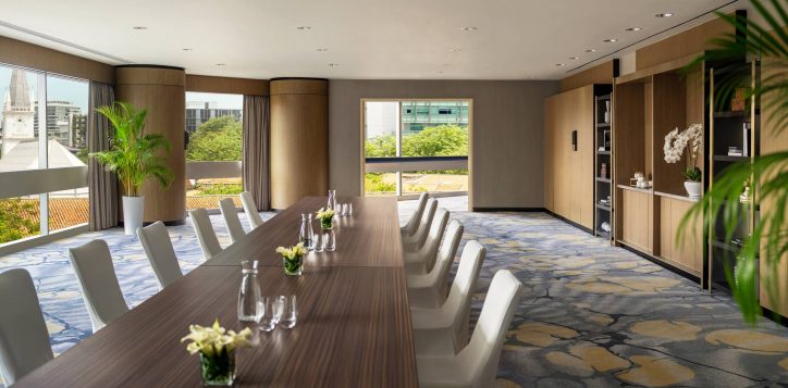 2_stamford_vip_boardroom1-edited-hr-2