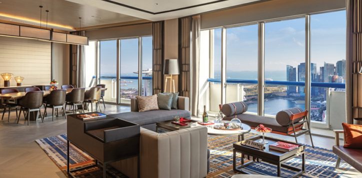 book-your-sg60-national-day-hotel-package-today-at-swisso%cc%82tel-the-stamford_-2