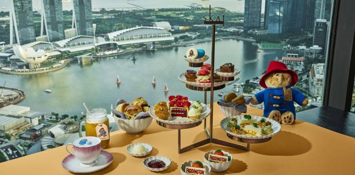 12-paddington-groupshot-with-high-tea-stand-views-1-1-2